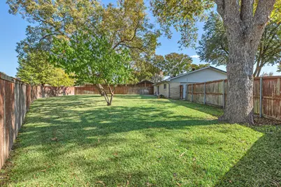 439 Clover Lane, Garland, TX 75043 - Photo 23