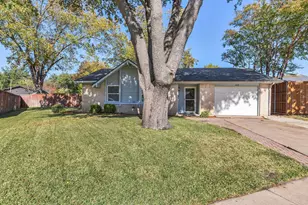 439 Clover Ln, Garland, TX 75043 - Photo 3