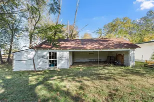 403 N 5th St, Wortham, TX 76693 - Photo 13