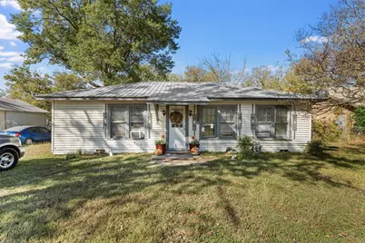 403 N 5th Street, Wortham, TX 76693 - Photo 1