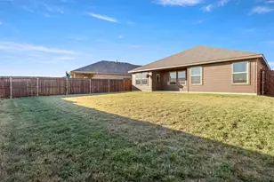 16313 Milwaukee St, Justin, TX 76247 - Photo 25