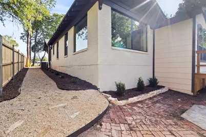 624 N Vernon Avenue, Dallas, TX 75208 - Photo 31