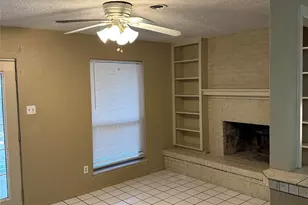 1904 W Sanford St, Arlington, TX 76012 - Photo 7