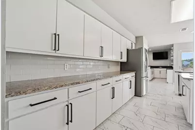 704 Timberview Court N, Fort Worth, TX 76112 - Photo 17