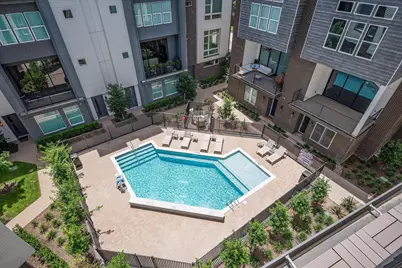 381 E Greenbriar #1402, Dallas, TX 75203 - Photo 9