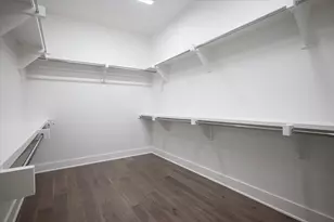 381 E Greenbriar, Dallas, TX 75203 - Photo 11