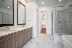 381 E Greenbriar, Dallas, TX 75203 - Photo 9