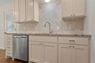 1413 W 13th Street, Clifton, TX 76634 - Photo 9