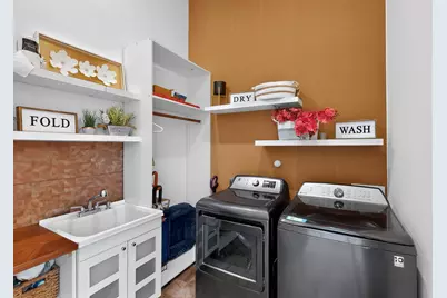 3946 N Cresthaven Road, Dallas, TX 75209 - Photo 33