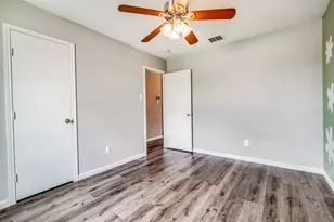 319 Quail Crossing Dr, Sanger, TX 76266 - Photo 17