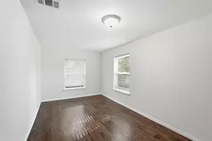 2618 Brandon St, Dallas, TX 75211 - Photo 25