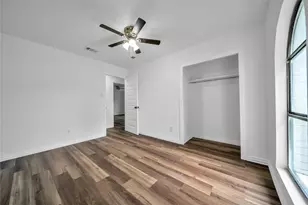 2009 Clark Trail, Grand Prairie, TX 75052 - Photo 17
