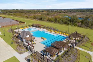 10124 High Banker Dr, Aubrey, TX 76227 - Photo 7