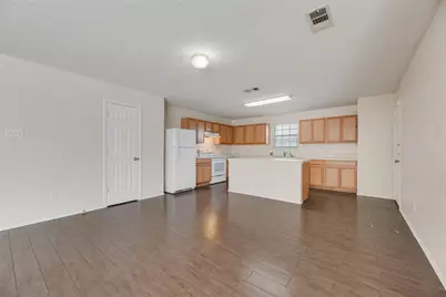 616 Jewelflower Drive, DeSoto, TX 75115 - Photo 11