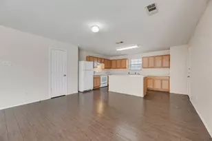 616 Jewelflower Dr, DeSoto, TX 75112 - Photo 11