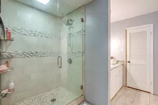 921 Overhill Dr, Bedford, TX 76022 - Photo 21