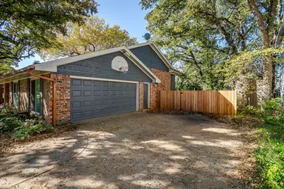 921 Overhill Drive, Bedford, TX 76022 - Photo 3