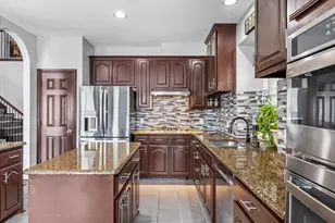 13646 Badger Creek Dr, Frisco, TX 75033 - Photo 7