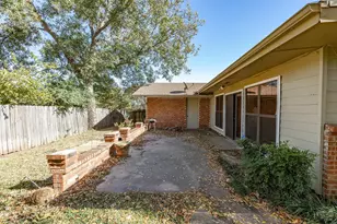 1104 Coffield St, Bowie, TX 76230 - Photo 29