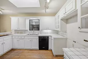 1104 Coffield St, Bowie, TX 76230 - Photo 7