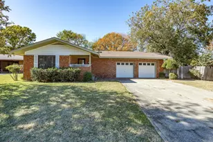 1104 Coffield St, Bowie, TX 76230 - Photo 1