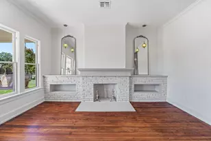 915 Cherry St, Graham, TX 76450 - Photo 9