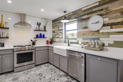 4109 Newport Bay Court, Granbury, TX 76049 - Photo 5