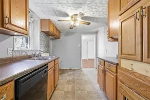 3216 Pewitt Dr, Waco, TX 76706 - Photo 5
