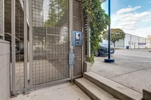 1111 S Akard St, Dallas, TX 75215 - Photo 33