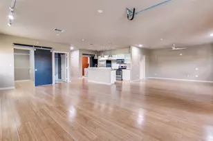 1111 S Akard St, Dallas, TX 75215 - Photo 21