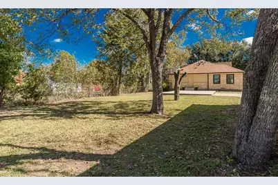 1835 Cedar Crest Boulevard, Dallas, TX 75203 - Photo 31