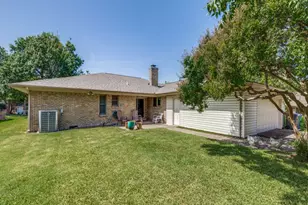 7637 El Pensador Dr, Dallas, TX 75248 - Photo 25