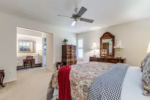 7637 El Pensador Dr, Dallas, TX 75248 - Photo 21