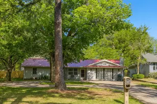 580 33rd St SE, Paris, TX 75460 - Photo 1