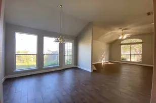 318 Alpine Dr, Weatherford, TX 76086 - Photo 7