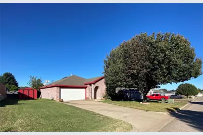 318 Alpine Drive, Weatherford, TX 76086 - Photo 3