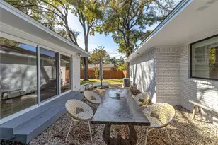 5837 Clendenin Ave, Dallas, TX 75228 - Photo 31