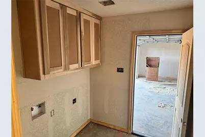 1009 Morgan Court, Springtown, TX 76082 - Photo 3