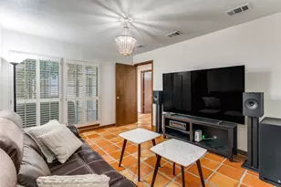 1507 Abrams Rd, Dallas, TX 75214 - Photo 9