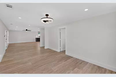 5912 Bertha Lane, Haltom City, TX 76117 - Photo 13