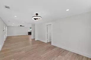 5912 Bertha Ln, Haltom City, TX 76117 - Photo 13