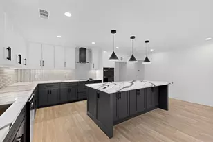 5912 Bertha Ln, Haltom City, TX 76117 - Photo 7