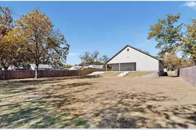 5912 Bertha Lane, Haltom City, TX 76117 - Photo 37