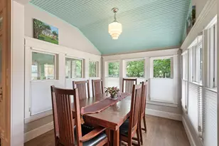 404 E Wall St, Grapevine, TX 76051 - Photo 25