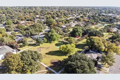 15655 Regal Hill Circle, Dallas, TX 75248 - Photo 37