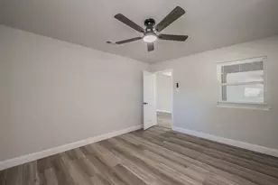 1006 N Ector Dr, Euless, TX 76039 - Photo 19