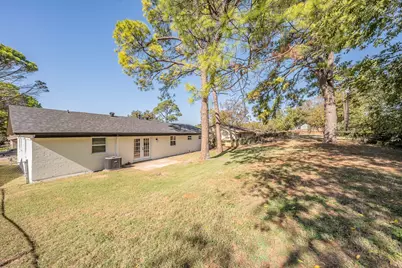 1006 N Ector Drive, Euless, TX 76039 - Photo 35