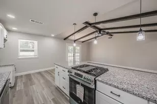 1006 N Ector Dr, Euless, TX 76039 - Photo 13