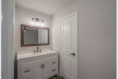 1006 N Ector Drive, Euless, TX 76039 - Photo 21