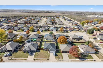 1410 Embercrest Drive, Midlothian, TX 76065 - Photo 11